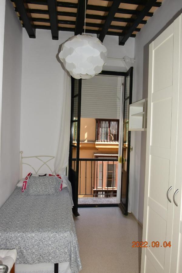 Apartamento Muy Bien Situado En El Centro De Cadiz Y Al Lado De La Playa Экстерьер фото
